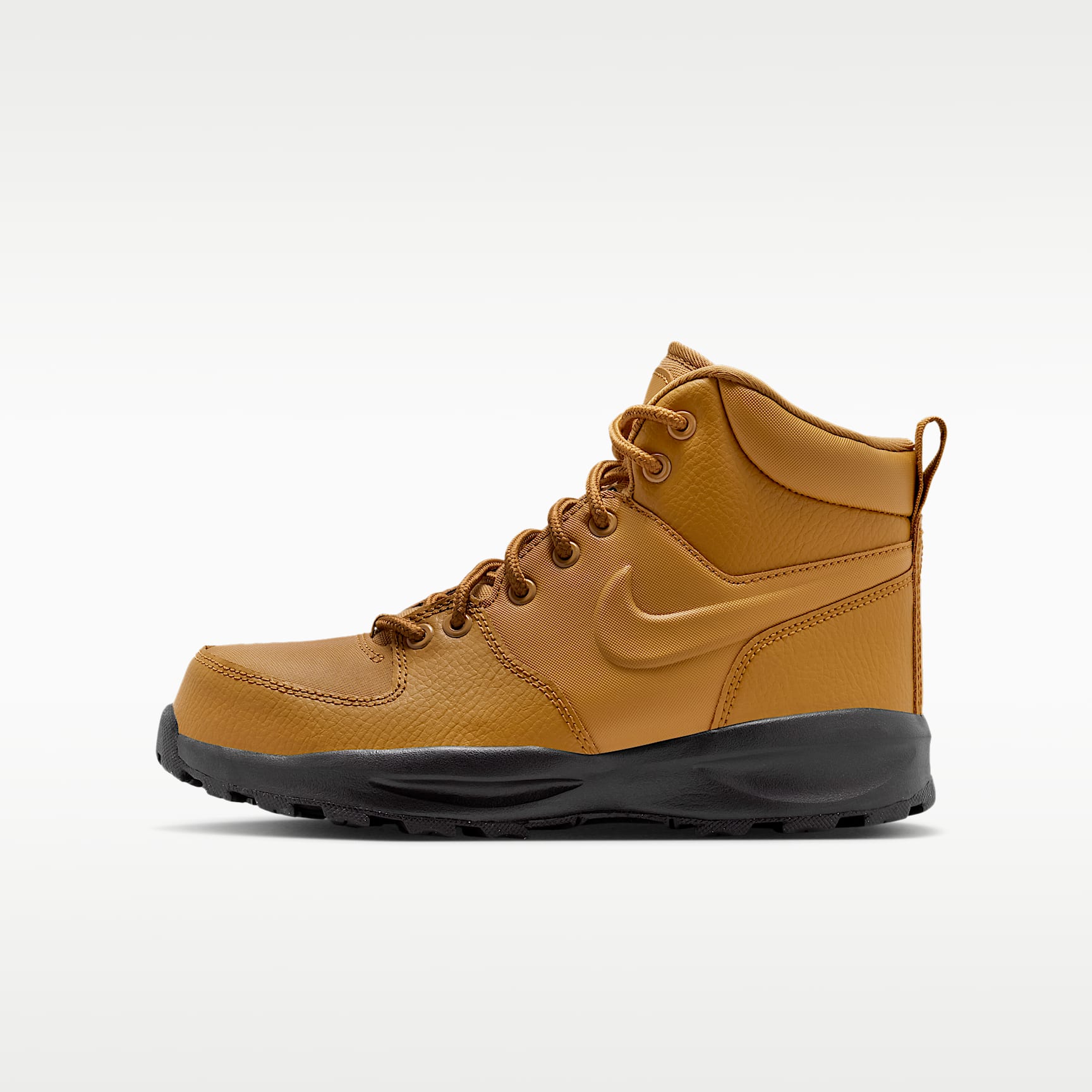 Nike Manoa 17 Big Kids' Boots. Nike.com